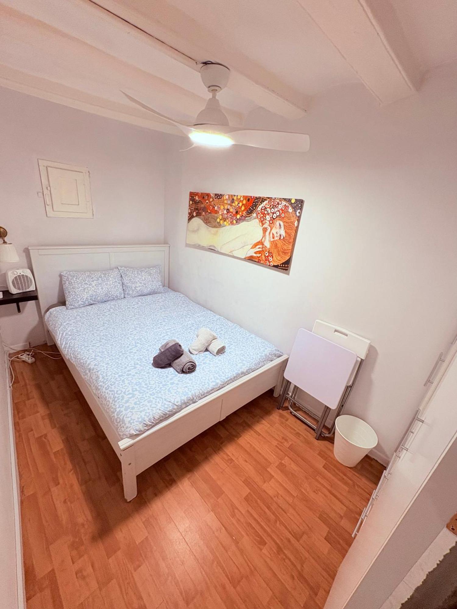 Stunning Flat For 6 People 3 Blocks From The Beach Plus Welcome Breakfast Βαρκελώνη Εξωτερικό φωτογραφία